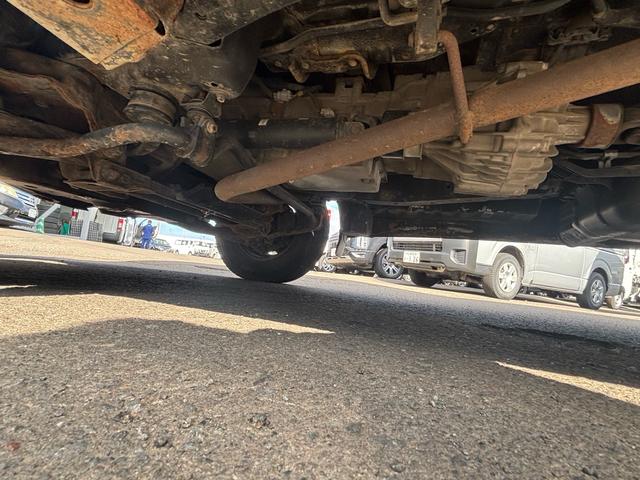ライトエースバン スーパー　エアコン　パワステ　パワーウィンドウ　４ＷＤ　夏タイヤ積込み（24枚目）