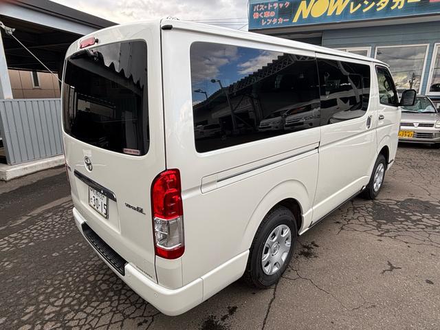 ハイエースバン ロングスーパーＧＬ　社外ナビ　バックカメラ　自動防眩インナーミラー　ＥＴＣ　両側スライドドア　冬タイヤ積込　４ＷＤ（4枚目）