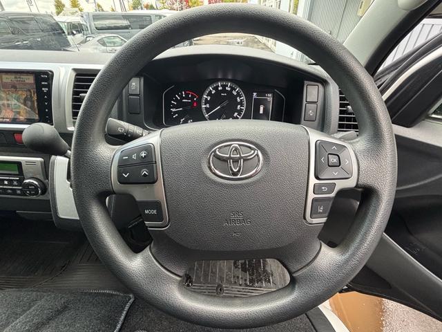 ハイエースバン ロングスーパーＧＬ　社外ナビ　バックカメラ　自動防眩インナーミラー　ＥＴＣ　両側スライドドア　冬タイヤ積込　４ＷＤ（8枚目）