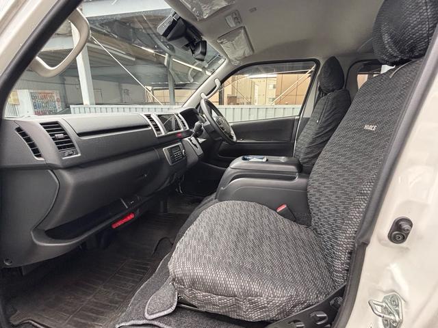 ハイエースバン ロングスーパーＧＬ　社外ナビ　バックカメラ　自動防眩インナーミラー　ＥＴＣ　両側スライドドア　冬タイヤ積込　４ＷＤ（19枚目）