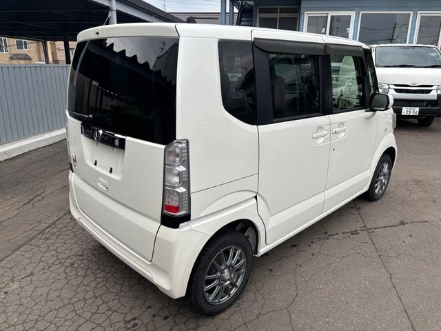 N-BOX G 4WD エアコン パワステ パワーウィンドウ 前席シートヒーター(4枚目)