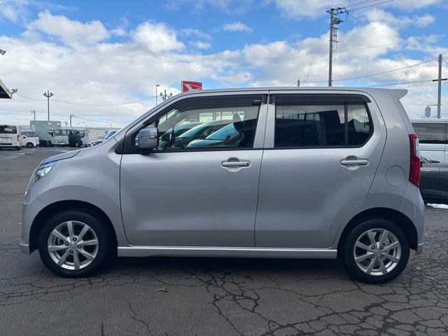 ワゴンＲ ＦＸリミテッド　４ＷＤ　ＡＢＳ　スマートキー　シートヒーター　エアコン　パワステ　パワーウィンドウ（7枚目）