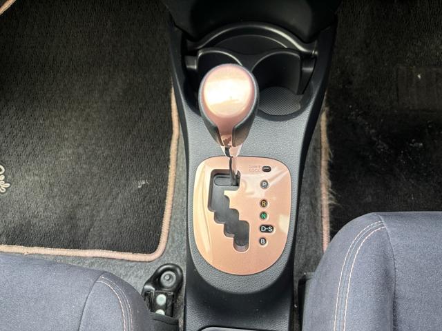 ヴィッツ Ｆ　シエル　４ＷＤ　ＡＢＳ　スマートキー　エアコン　パワステ　パワーウィンドウ　ＥＴＣ（12枚目）