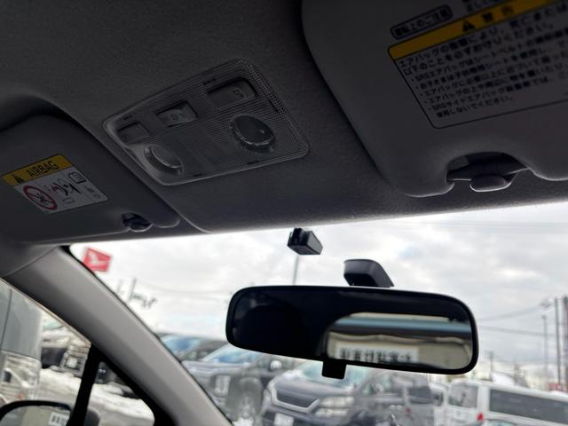 ヴィッツ Ｆ　シエル　４ＷＤ　ＡＢＳ　スマートキー　エアコン　パワステ　パワーウィンドウ　ＥＴＣ（14枚目）