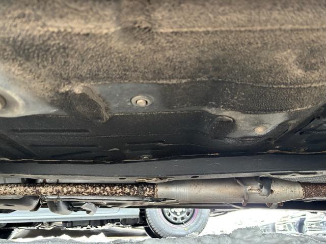 ヴィッツ Ｆ　シエル　４ＷＤ　ＡＢＳ　スマートキー　エアコン　パワステ　パワーウィンドウ　ＥＴＣ（24枚目）