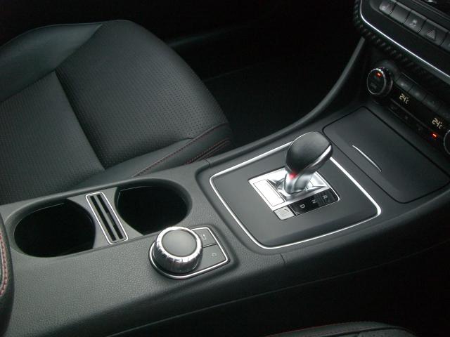 Ａクラス Ａ４５　ＡＭＧ　４マチック　純正ナビ　バックカメラ　ＥＴＣ　黒革シート　パワーシート　シートヒーター　ブラインドスポット（18枚目）