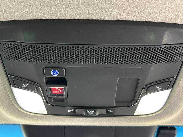 フィット ｅ：ＨＥＶホーム　ＥＴＣ　スマートキー　純正メモリーナビ　Ｂｌｕｅｔｏｏｔｈ機能（29枚目）