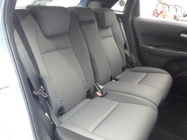 フィット ベーシック　ＫＥＮＷＯＯＤナビ　バックカメラ　ＥＴＣ（8枚目）