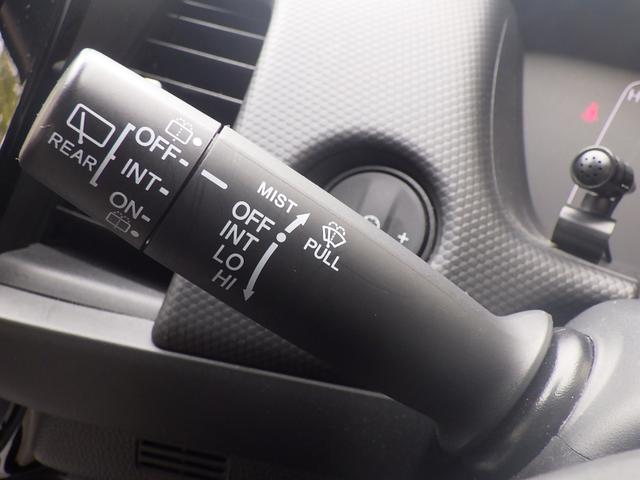 フィット ベーシック　ＥＴＣ　ＫＥＮＷＯＯＤナビ　バックカメラ　Ｂｌｕｅｔｏｏｔｈ機能（26枚目）
