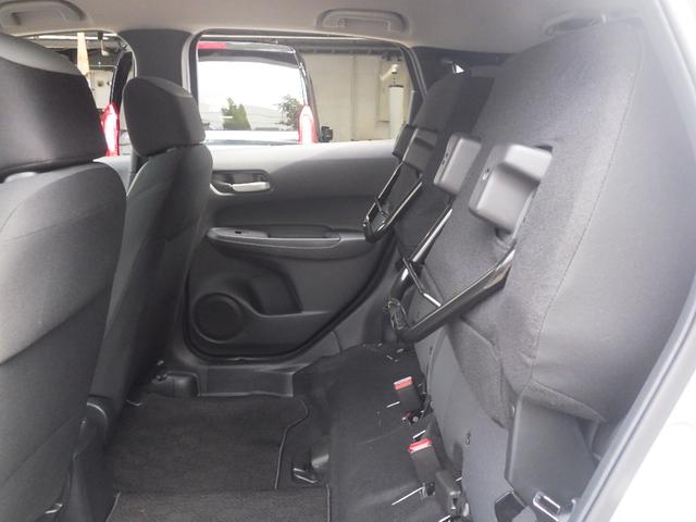 フィット ベーシック　ＥＴＣ　ＫＥＮＷＯＯＤナビ　バックカメラ　Ｂｌｕｅｔｏｏｔｈ機能（40枚目）