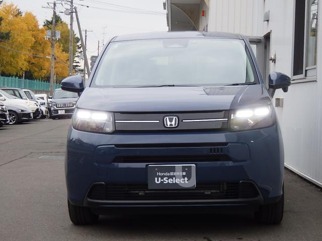 フリード エアー　ワンオーナー　ＬＥＤヘッドライト　クルーズコントロール　シートヒーター　純正ナビ　バックカメラ　ＥＴＣ　ドライブレコーダー（3枚目）