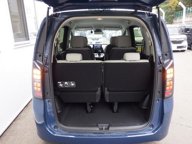 フリード エアー　ワンオーナー　ＬＥＤヘッドライト　クルーズコントロール　シートヒーター　純正ナビ　バックカメラ　ＥＴＣ　ドライブレコーダー（10枚目）