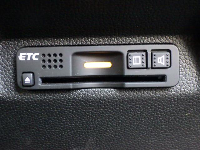 フリード+ G・ホンダセンシング ワンオーナー LEDヘッドライト 両側電動スライドドア クルーズコントロール シートヒーター 純正ナビ バックカメラ ETC ドライブレコーダー(前後)(14枚目)