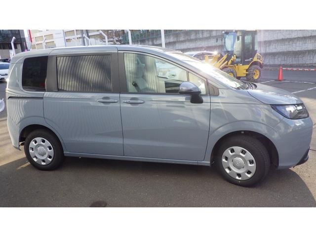 フリード エアー　ワンオーナー　クルーズコントロール　両側電動スライドドア　ＬＥＤヘッドライト　シートヒーター（15枚目）