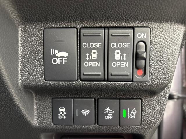 フリードハイブリッド ハイブリッド・Ｇホンダセンシング　両側電動スライドドア　シートヒーター　ＬＥＤヘッドライト　クルーズコントロール　純正ナビ　バックカメラ　ＥＴＣ　ドラレコ　エンジンスターター（8枚目）