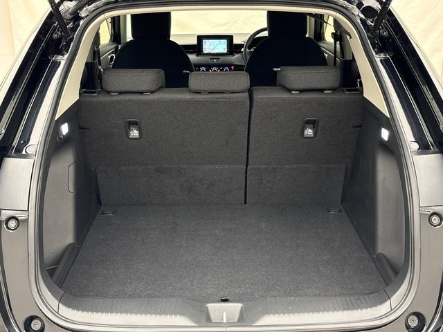 ヴェゼル ｅ：ＨＥＶＸ　４ＷＤ　ディーラーオプションナビ　リアカメラ　ドライブレコーダー　ＣＤ　ブルートゥース　ＵＳＢ　ＬＥＤヘッドライト　ホンダセンシング（14枚目）