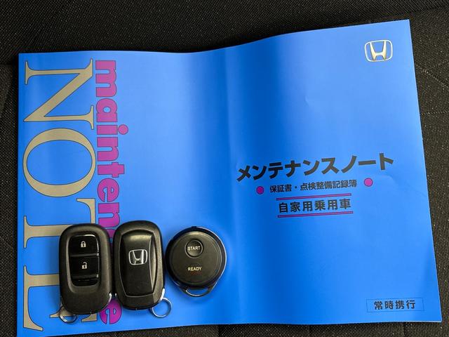 ヴェゼル ｅ：ＨＥＶＸ　４ＷＤ　ディーラーオプションナビ　リアカメラ　ドライブレコーダー　ＣＤ　ブルートゥース　ＵＳＢ　ＬＥＤヘッドライト　ホンダセンシング（15枚目）