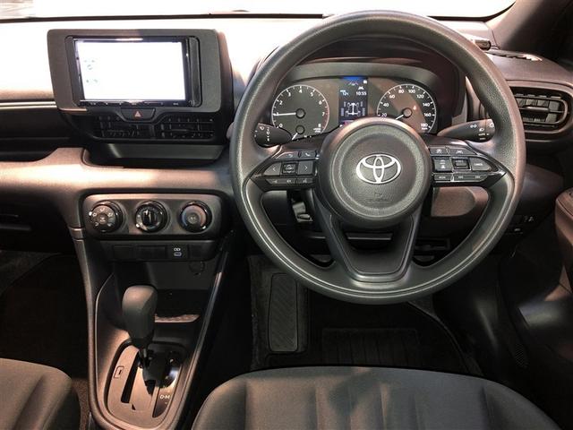 ヤリス X 追突防止装置 フルセグTV VSC スマートキー&プッシュスタート イモビライザー 寒冷地仕様 Bカメラ マニュアルエアコン ETC付 Aクルコン アイドリングストップ レンタアップ 4WD ABS(14枚目)