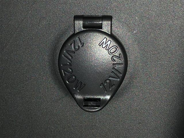 ヤリス X 追突防止装置 フルセグTV VSC スマートキー&プッシュスタート イモビライザー 寒冷地仕様 Bカメラ マニュアルエアコン ETC付 Aクルコン アイドリングストップ レンタアップ 4WD ABS(29枚目)