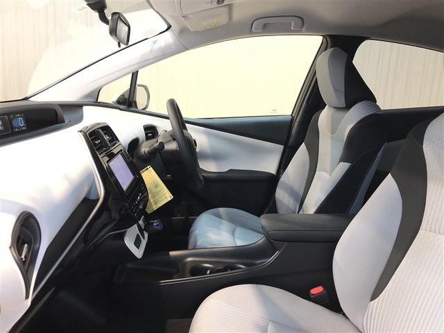 プリウス S 4wd ワンセグTV エアコン LEDヘッドライト ETC車載器 盗難防止システム メモリナビ パワーステアリング カーテンエアバック ABS エアバッグ スマートキー キーレスエントリー AUX(8枚目)
