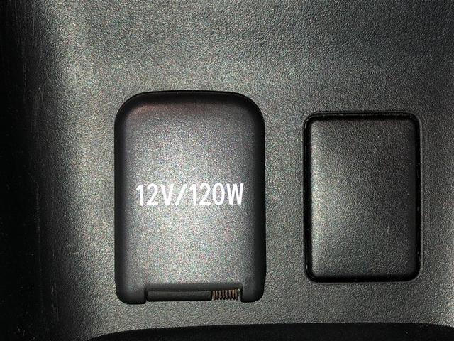 プリウス S 4wd ワンセグTV エアコン LEDヘッドライト ETC車載器 盗難防止システム メモリナビ パワーステアリング カーテンエアバック ABS エアバッグ スマートキー キーレスエントリー AUX(23枚目)