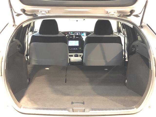 プリウス S 4wd ワンセグTV エアコン LEDヘッドライト ETC車載器 盗難防止システム メモリナビ パワーステアリング カーテンエアバック ABS エアバッグ スマートキー キーレスエントリー AUX(31枚目)