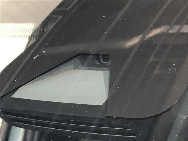 ヤリス X 追突防止装置 VSC スマートキー&プッシュスタート イモビライザー 寒冷地仕様 Bカメラ マニュアルエアコン ETC付 ナビ Aクルコン レンタアップ 4WD パワーウインドウ ABS キーレス(4枚目)