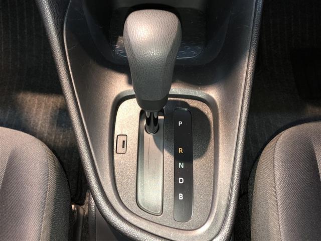 ヤリス X 追突防止装置 VSC スマートキー&プッシュスタート イモビライザー 寒冷地仕様 Bカメラ マニュアルエアコン ETC付 ナビ Aクルコン レンタアップ 4WD パワーウインドウ ABS キーレス(18枚目)