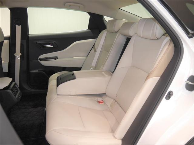 クラウンクロスオーバー Ｇ　レザーパッケージ　ＬＥＤヘッドライト　衝突被害軽減ブレーキ　ＡＣ１００Ｖ電源　地デジ　電動シート　オートクルーズコントロール　バックモニター　盗難防止システム　ＥＴＣ　　４ＷＤ　横滑り防止機能（8枚目）