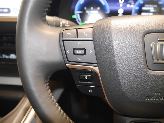 クラウンクロスオーバー Ｇ　レザーパッケージ　ＬＥＤヘッドライト　衝突被害軽減ブレーキ　ＡＣ１００Ｖ電源　地デジ　電動シート　オートクルーズコントロール　バックモニター　盗難防止システム　ＥＴＣ　　４ＷＤ　横滑り防止機能（17枚目）