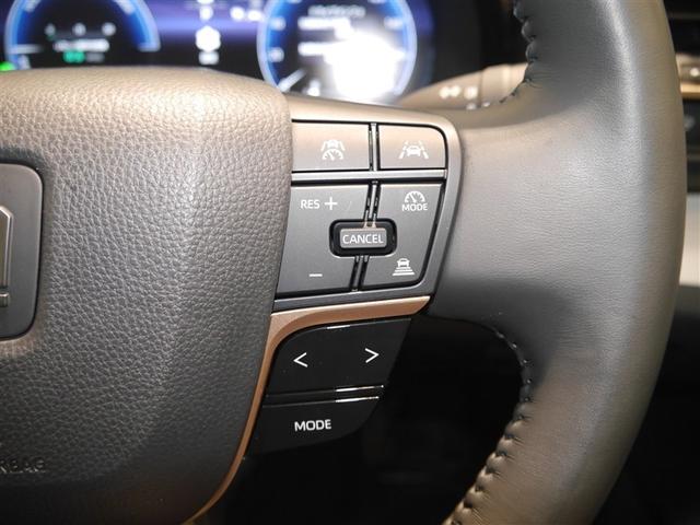 クラウンクロスオーバー Ｇ　レザーパッケージ　ＬＥＤヘッドライト　衝突被害軽減ブレーキ　ＡＣ１００Ｖ電源　地デジ　電動シート　オートクルーズコントロール　バックモニター　盗難防止システム　ＥＴＣ　　４ＷＤ　横滑り防止機能（18枚目）