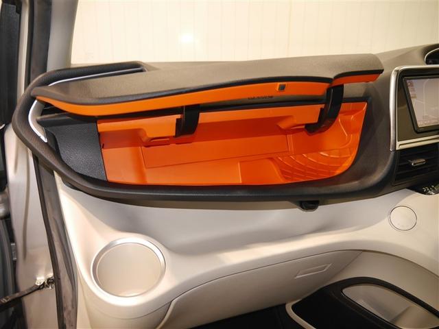 シエンタ G 衝突被害軽減 ウォークスルー VSC リアカメラ デュアルパワースライドドア メディアプレイヤー接続 4WD車 キーフリーシステム AAC パワーウインドウ ナビ&TV ETC車載器 寒冷地 ABS(25枚目)