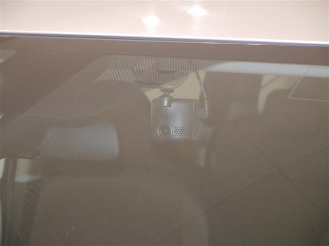 シエンタ G 衝突被害軽減 ウォークスルー VSC リアカメラ デュアルパワースライドドア メディアプレイヤー接続 4WD車 キーフリーシステム AAC パワーウインドウ ナビ&TV ETC車載器 寒冷地 ABS(31枚目)