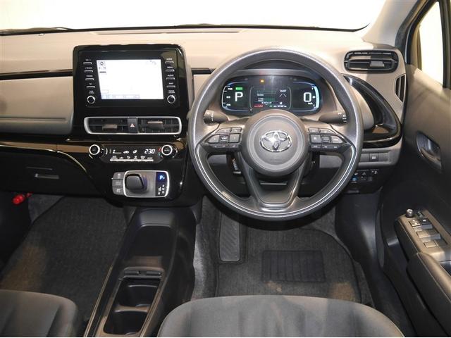 アクア Ｘ　ＡＣ１００Ｖ電源　オートエアコン　ＬＥＤヘッド　クルーズコントロール　ナビ　バックカメラ　ＥＴＣ　サイドエアバッグ　スマートキー　４ＷＤ　盗難防止システム　エアバッグ　メモリーナビ　ＥＳＣ　ＡＢＳ（5枚目）