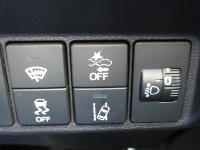 ホンダセンシング☆　レーンキープアシスト☆　横滑り防止☆　フロントガラス熱線☆　ライトレベライザー☆