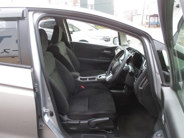 シャトル ４ＷＤ　ハイブリッド　ホンダセンシング　ナビ　バックカメラ　ＥＴＣ　ホンダセンシング　レーンキープアシスト　クルーズコントロール　スマートキー　プッシュスタート　ドアミラーヒーター　フロントガラス熱線　寒冷地仕様　後期モデル　最終型（23枚目）