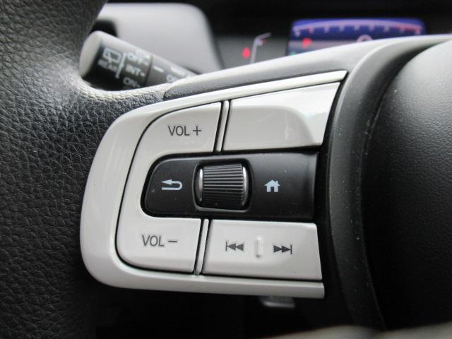 フィット ホーム　４ＷＤ　純正メモリーナビ　Ｒカメラ　ＥＴＣ　ＬＥＤライト　衝突軽減ブレーキ　横滑り防止装備　ＵＳＢ端子　スマートキー　クルーズコントロール（36枚目）