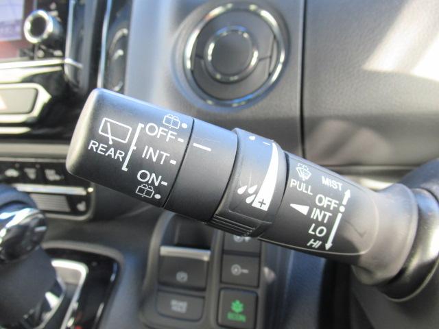 Ｎ－ＢＯＸカスタム Ｌ　４ＷＤ　純正メモリナビ　Ｒカメラ　ＬＥＤライト　ＵＳＢ端子　ブルートゥース対応　シートヒーター　純正エンスタ　左右電動スライドドア　スマートキー（26枚目）