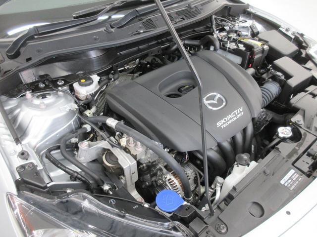 13C 4WD 衝突軽減ブレーキ レーンキープアシスト 冬タイヤ付き 寒冷地 アイドリングストップ オートライト クリアランスソナー ブラインドスポットモニター ETC車載器 純正CD USB接続可(73枚目)