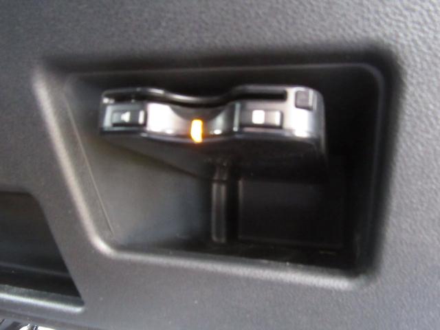 G SA 4WD ナビ ワンセグ 衝突軽減 横滑り防止 両側パワスラ LEDライト ミュージックサーバー DVD再生可 シートヒーター 寒冷地仕様 アイドリングストップ 夏冬タイヤ クリアランスソナー ETC(29枚目)