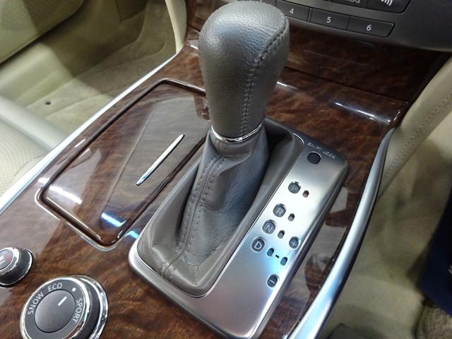 370GT FOUR 純正HDDナビ 全方位カメラ ミュージックサーバー 助手席オットマン ETC車載器 LEDライト 横滑り防止機能 クルーズコントロール スマートキー パワーシート(40枚目)
