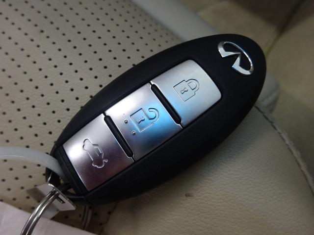 370GT FOUR 純正HDDナビ 全方位カメラ ミュージックサーバー 助手席オットマン ETC車載器 LEDライト 横滑り防止機能 クルーズコントロール スマートキー パワーシート(42枚目)