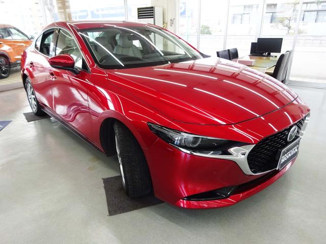 ＭＡＺＤＡ３セダン ２０Ｓ　Ｌパッケージ　ドライブレコーダー　クリアランスソナー　レーンアシスト　オートクルーズコントロール　衝突被害軽減システム　全周囲カメラ　ナビ　ＴＶ　アルミホイール　オートライト　ＬＥＤヘッドランプ　ＡＴ（14枚目）