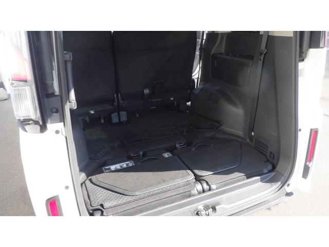ステップワゴンスパーダ スパーダホンダセンシング　４ＷＤ　ドライブレコーダー　ＥＴＣ　バックカメラ　ナビ　ＴＶ　オートクルーズコントロール　レーンアシスト　衝突被害軽減システム　両側電動スライドドア　オートライト　ＬＥＤヘッドランプ　スマートキー（27枚目）