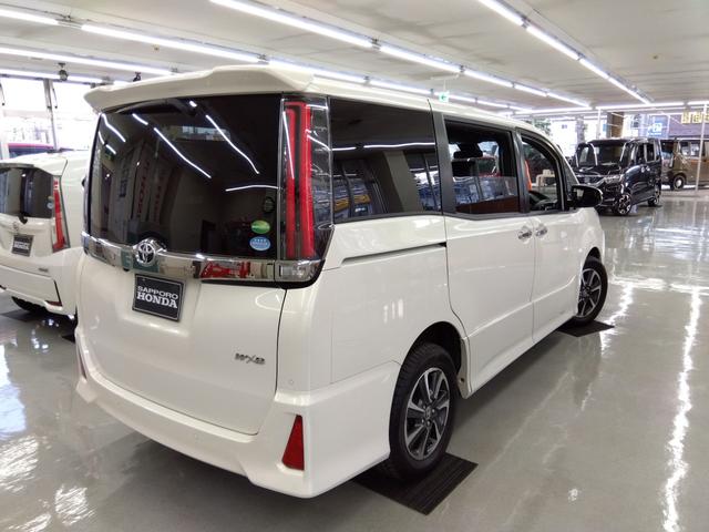 ノア Ｓｉ　ダブルバイビーＩＩ　４ＷＤ　バックカメラ　ナビ　ＴＶ　クリアランスソナー　オートクルーズコントロール　レーンアシスト　衝突被害軽減システム　両側電動スライドドア　オートマチックハイビーム　オートライト　ＬＥＤヘッドランプ（17枚目）