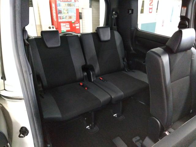 ノア Ｓｉ　ダブルバイビーＩＩ　４ＷＤ　バックカメラ　ナビ　ＴＶ　クリアランスソナー　オートクルーズコントロール　レーンアシスト　衝突被害軽減システム　両側電動スライドドア　オートマチックハイビーム　オートライト　ＬＥＤヘッドランプ（54枚目）