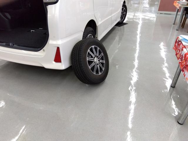 ノア Ｓｉ　ダブルバイビーＩＩ　４ＷＤ　バックカメラ　ナビ　ＴＶ　クリアランスソナー　オートクルーズコントロール　レーンアシスト　衝突被害軽減システム　両側電動スライドドア　オートマチックハイビーム　オートライト　ＬＥＤヘッドランプ（57枚目）