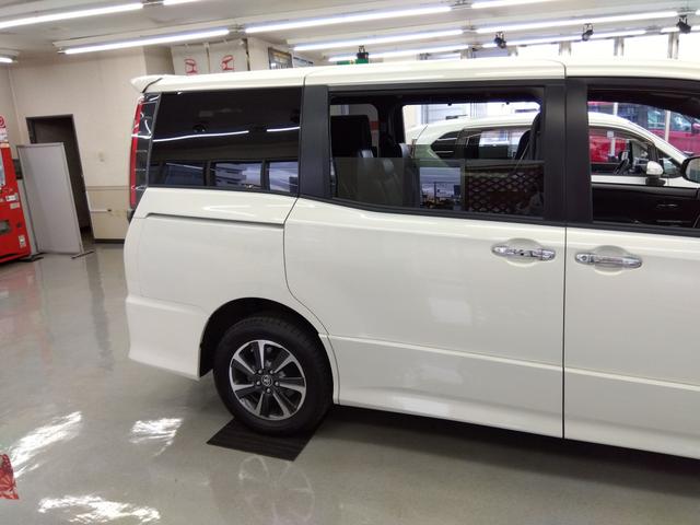 ノア Ｓｉ　ダブルバイビーＩＩ　４ＷＤ　バックカメラ　ナビ　ＴＶ　クリアランスソナー　オートクルーズコントロール　レーンアシスト　衝突被害軽減システム　両側電動スライドドア　オートマチックハイビーム　オートライト　ＬＥＤヘッドランプ（63枚目）