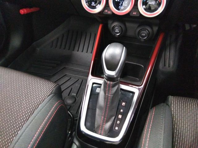 スイフトスポーツ ベースグレード　衝突軽減　横滑り防止　レーンアシスト　クルーズコントロール　社外ナビ　フルセグ　ブルートゥース　ＤＶＤ再生　全方位カメラ　ＥＴＣ　シートヒーター（24枚目）