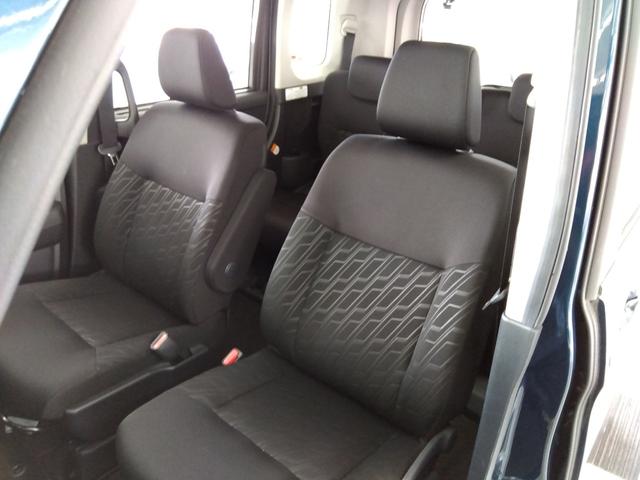 ルーミー カスタムG S 4WD 衝突軽減 横滑り防止 クルコン レーンアシスト 純正ナビ フルセグ ブルートゥース DVD再生 Bカメラ 純正EGスターター 両側パワースライドドア シートヒーター 冬タイヤ付き(48枚目)